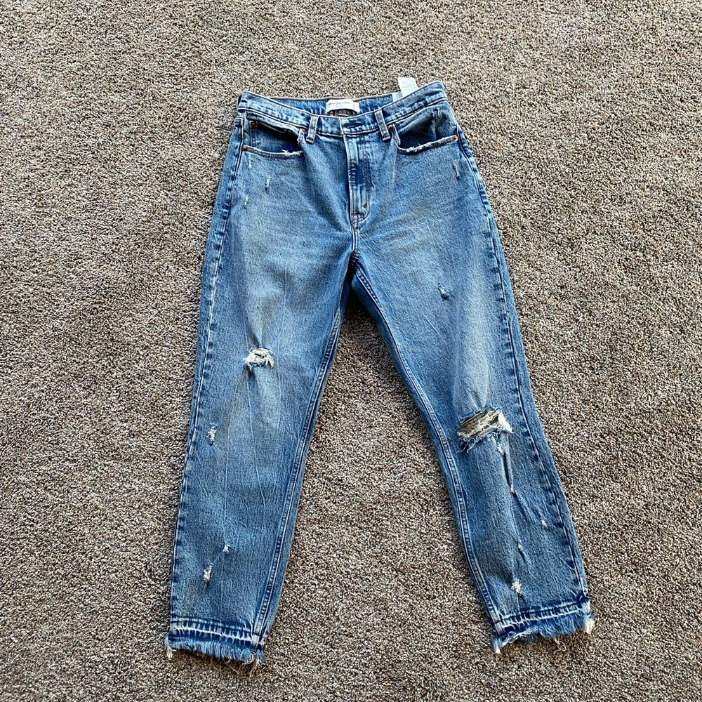 Abercrombie “Bre Sheppard” mom jean